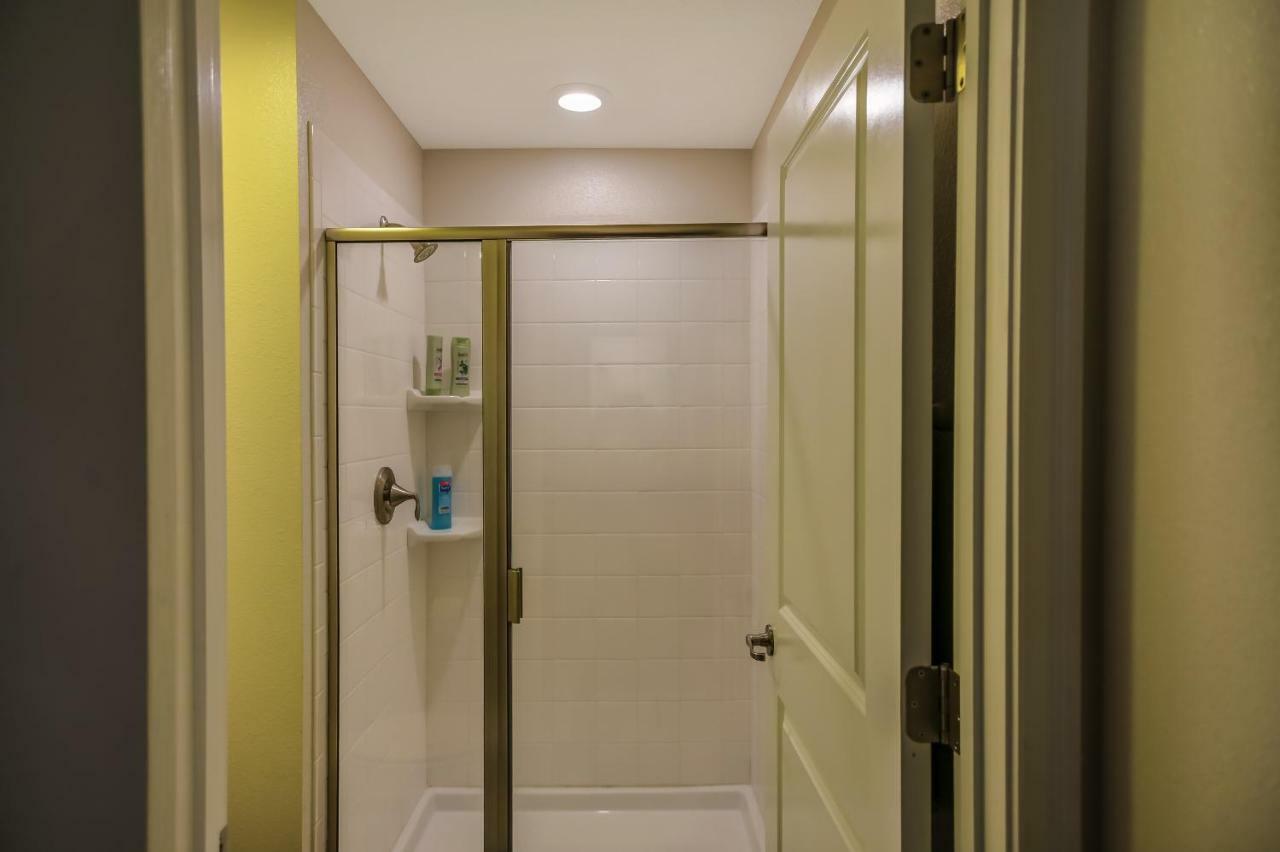 C - New 4 Bedroom Home - 5 Miles To Disney - Free Water Park - Private Pool 基西米 外观 照片
